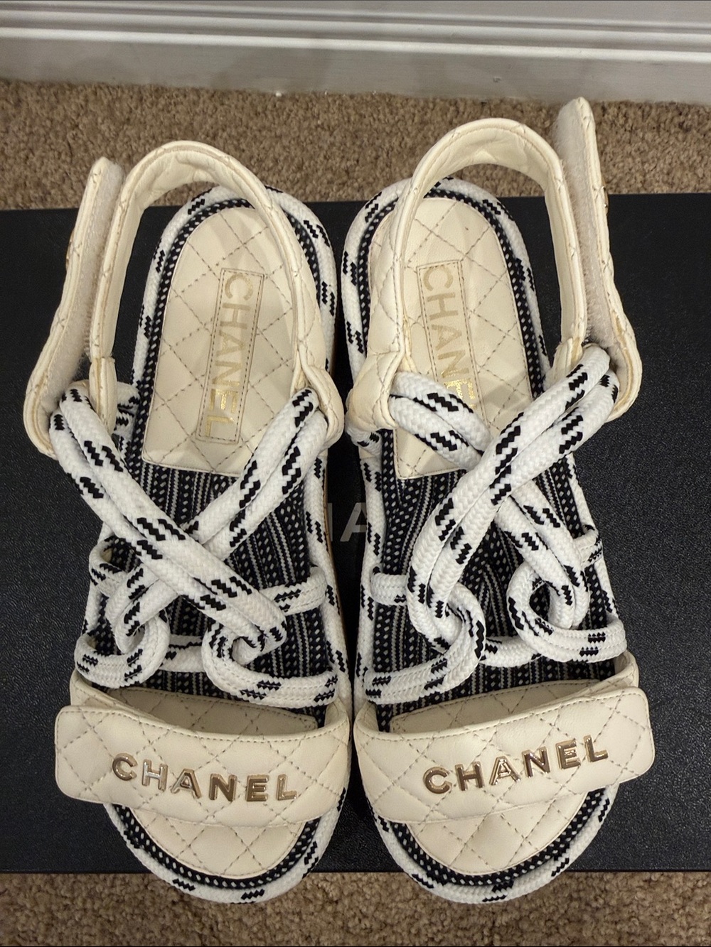 CHANEL Cruise Quilted Rope Sandals White Navy Cork Leather 37 Worn Once Full Set - Picture 2 of 10